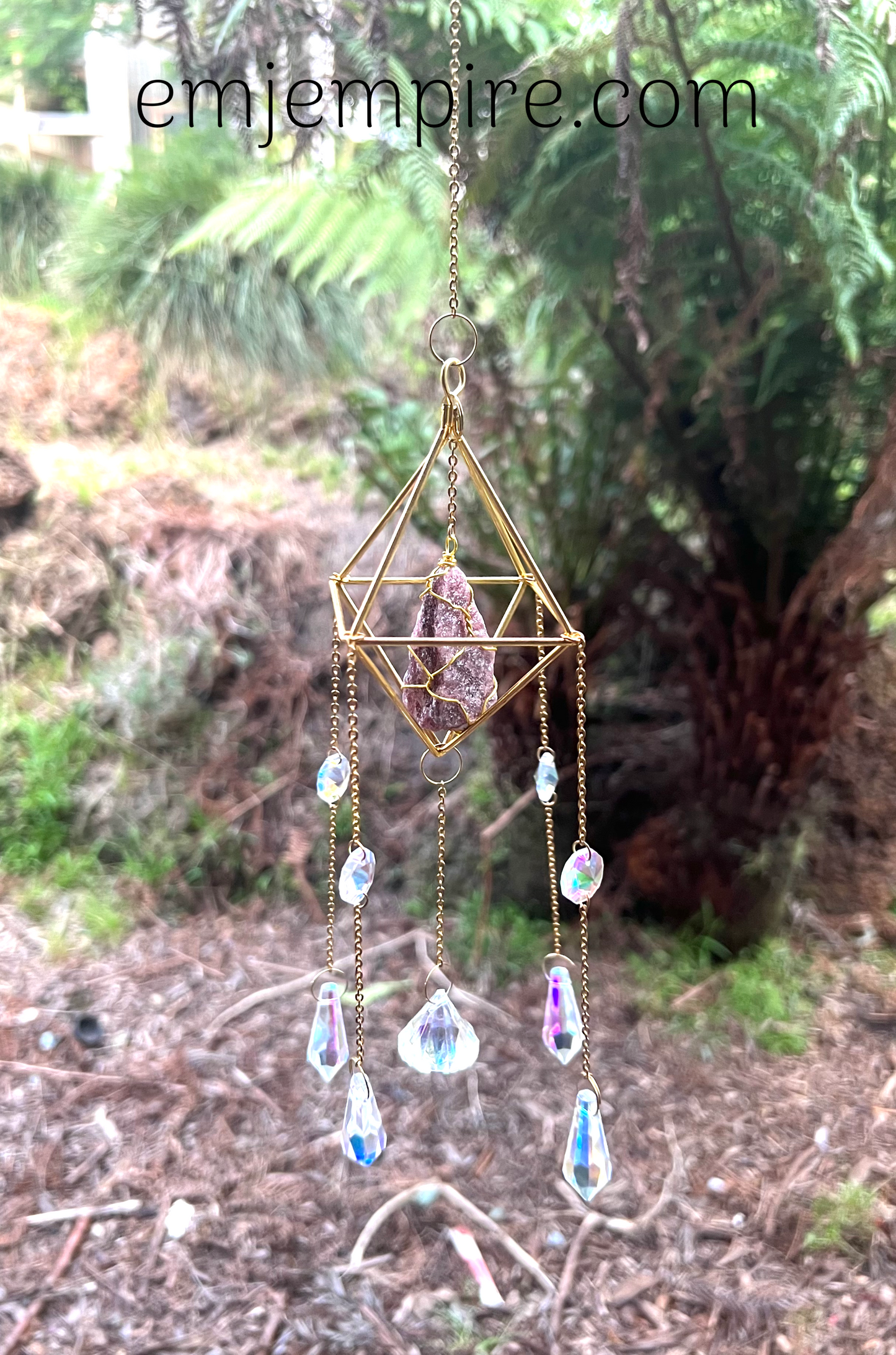 Suncatcher Gold Lepidolite Diamond