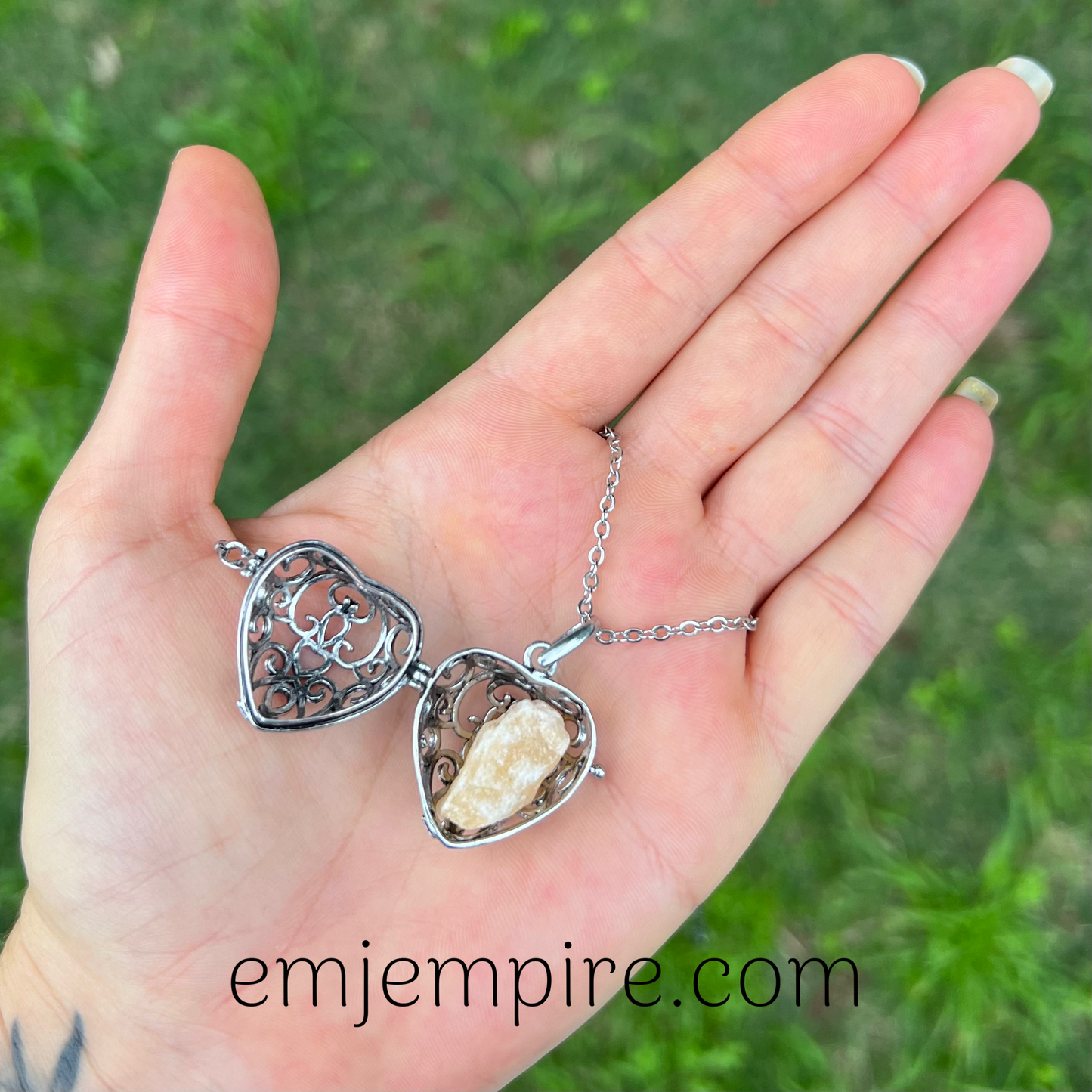 Crystal Cage Necklace - Heart