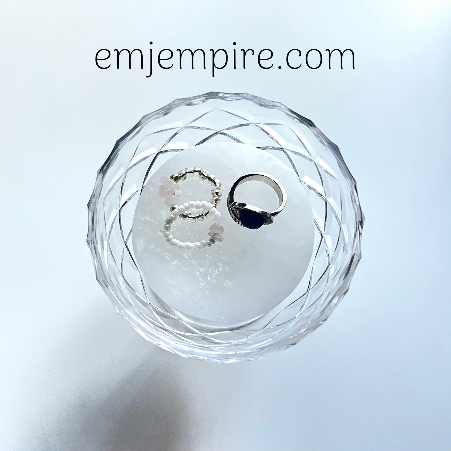 Selenite Crystal Charging - Crystal Jewellery Glass Style 1