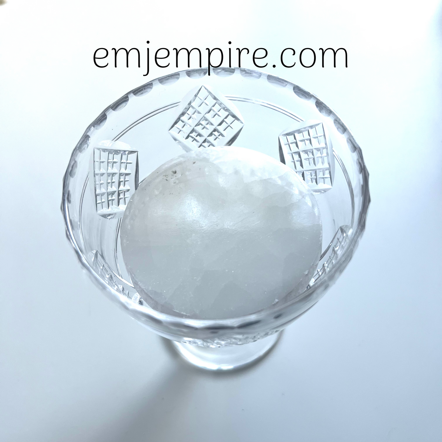 Selenite Crystal Charging - Crystal Jewellery Glass Style 2