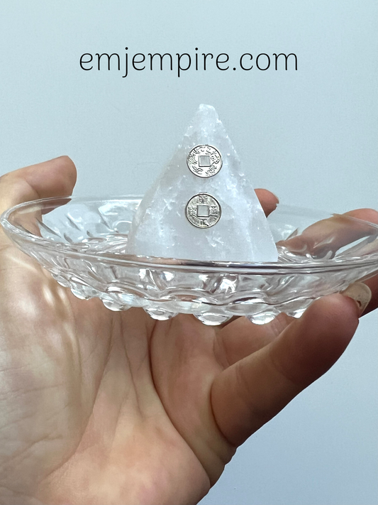 Selenite Crystal Charging - Crystal Jewellery Ring Pyramid