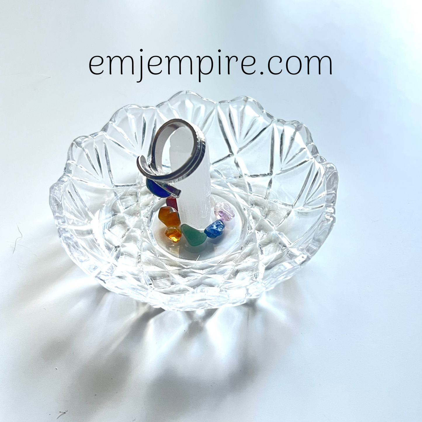 Selenite Crystal Charging - Crystal Jewellery Ring Holder Style 2