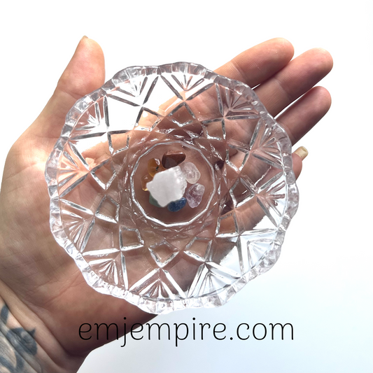Selenite Crystal Charging - Crystal Jewellery Ring Holder Style 2