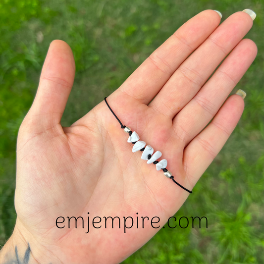 White Howlite Crystal Chip Bracelet