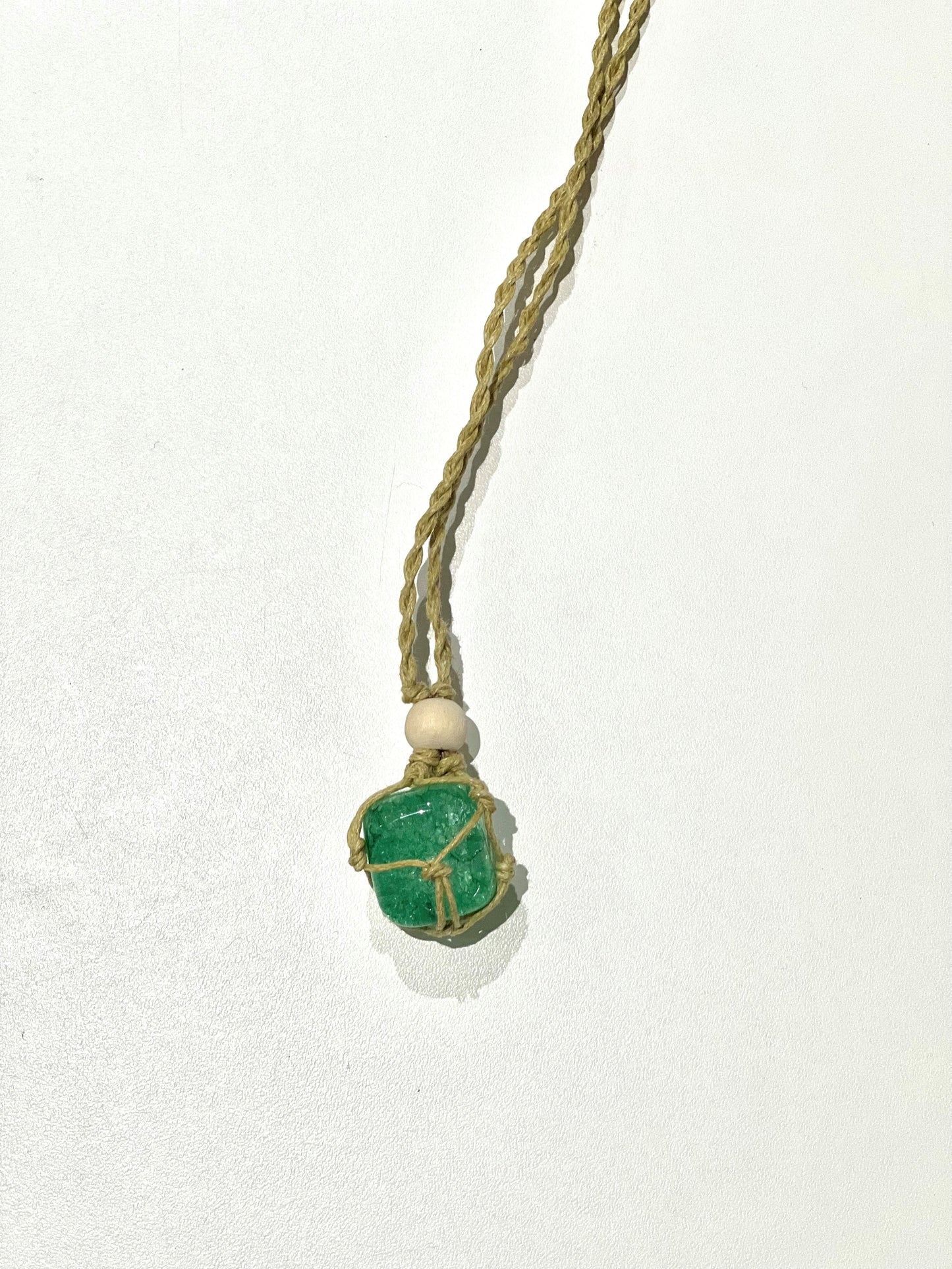 Green Crackle Quartz Macrame Necklace